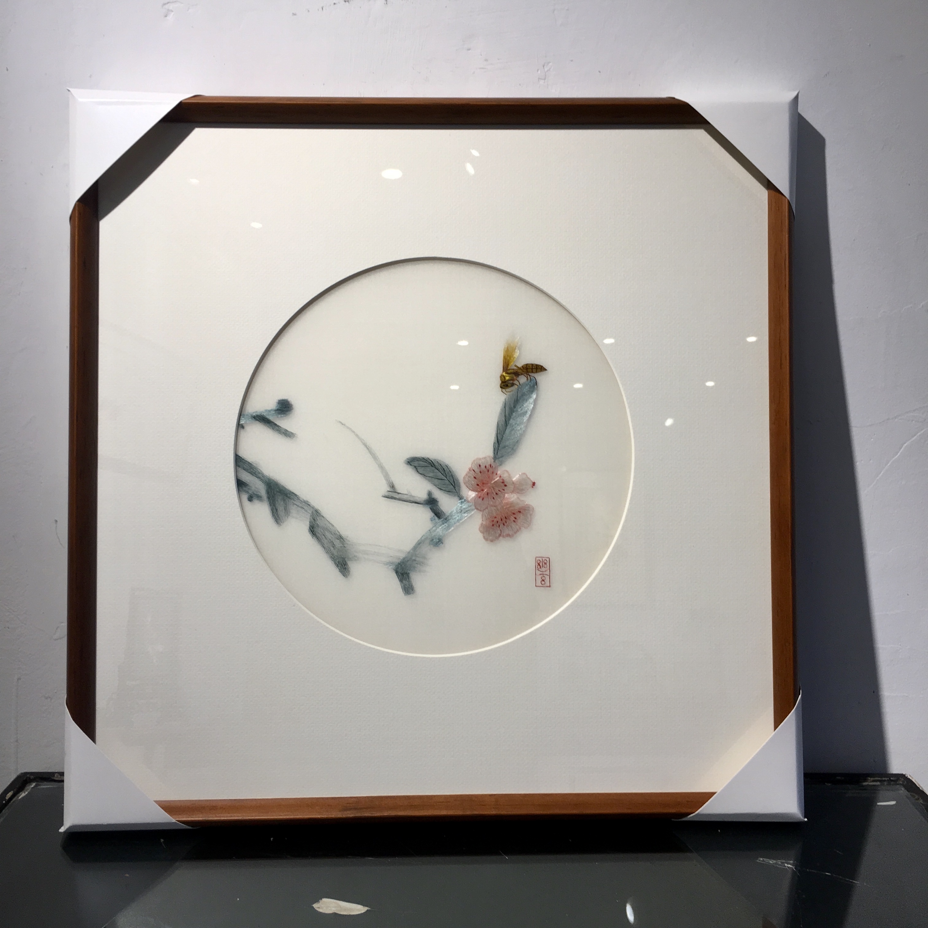 苏绣挂画荷花兰花梅花三联画沙发背景墙画纯手工刺绣画简约风