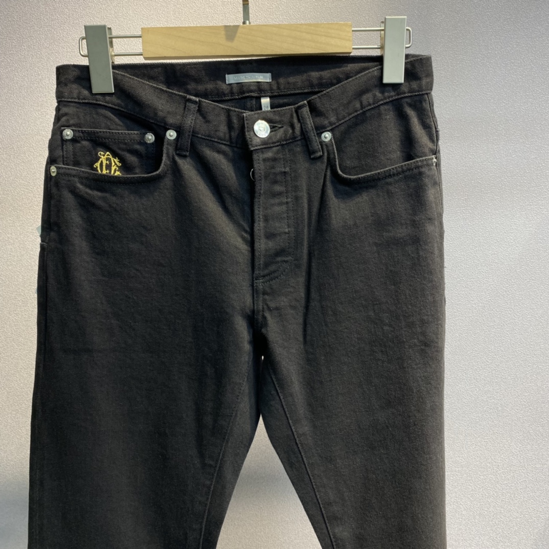 全新未使用 DIOR/迪奥 男士黑灰色哥特标牛仔裤休闲时尚款 115168
