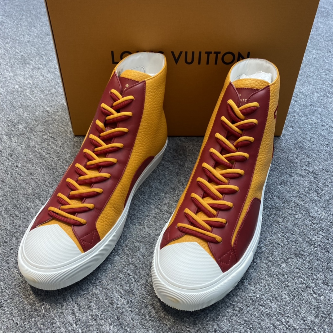 全新未使用 LV 男士黄色LV大logo高帮板鞋休闲百搭 114751拼接