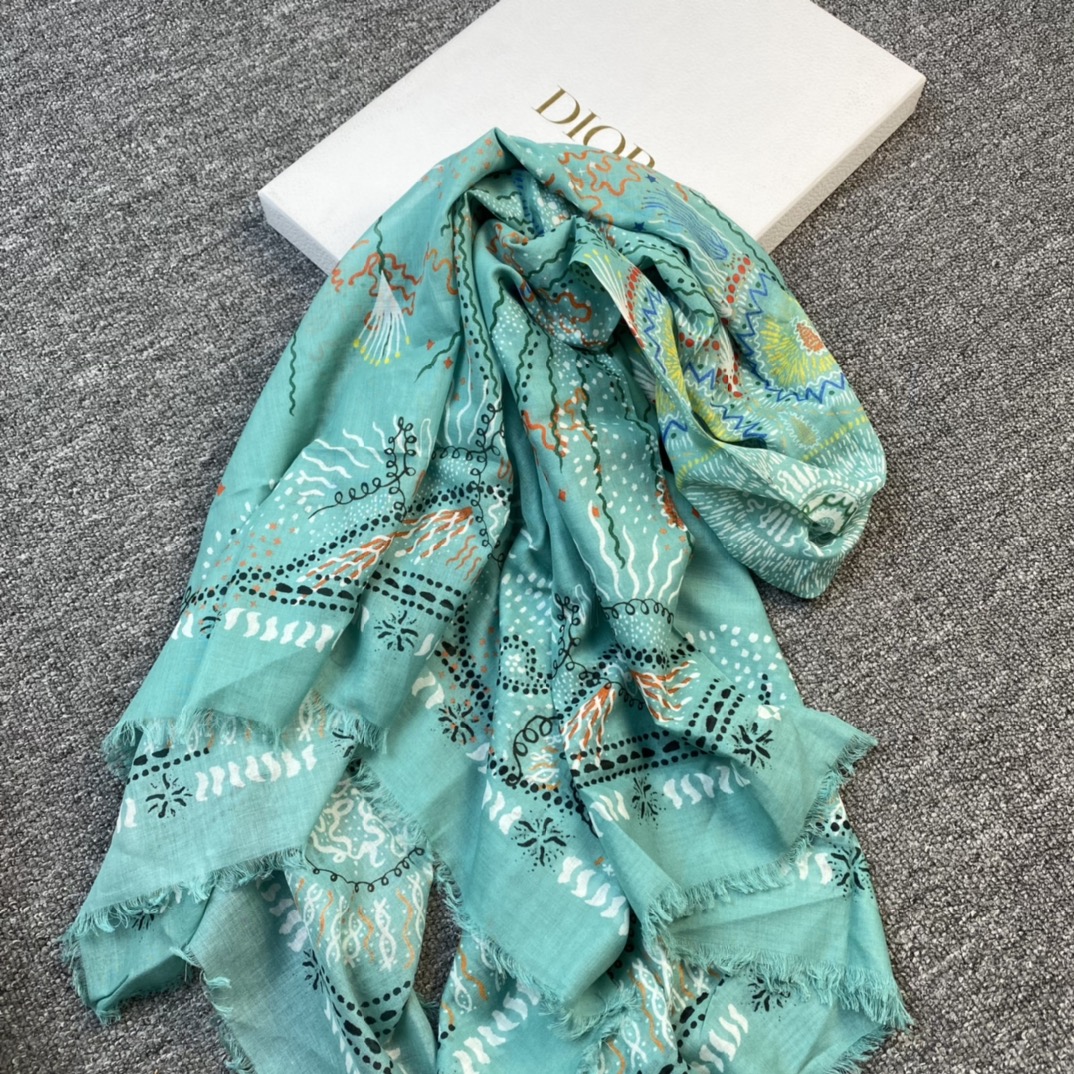 全新未使用 DIOR/迪奥 湖蓝色全棉印花长条围巾印花披肩 114899