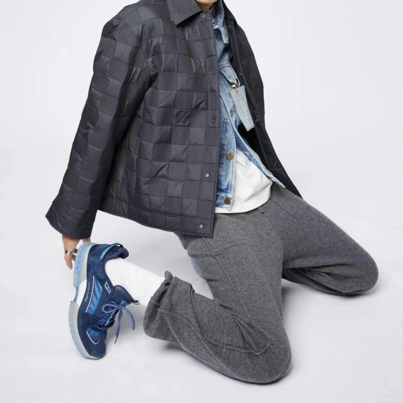 全新未使用 LV 路易威登 A View 签名款蓝色滑板鞋 114684