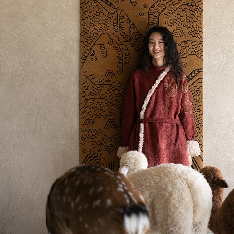 牧衣游原创 提花丝麻刺绣连衣裙宽松文艺复古气质红色长裙 青山茂