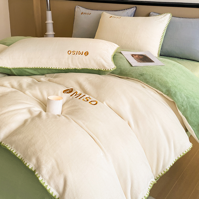 加厚牛奶绒四件套加绒双面绒珊瑚绒被罩被套床笠单人学生宿舍床品