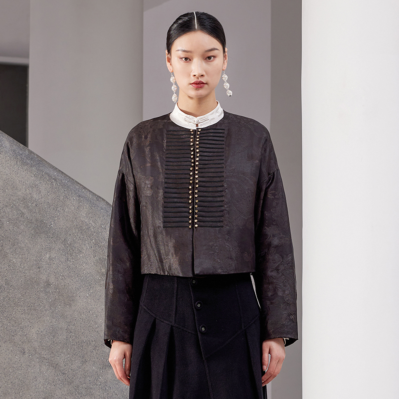 界内界外新中式国风提花香云纱保暖短款鹅绒羽绒服外套J33Y682-1X