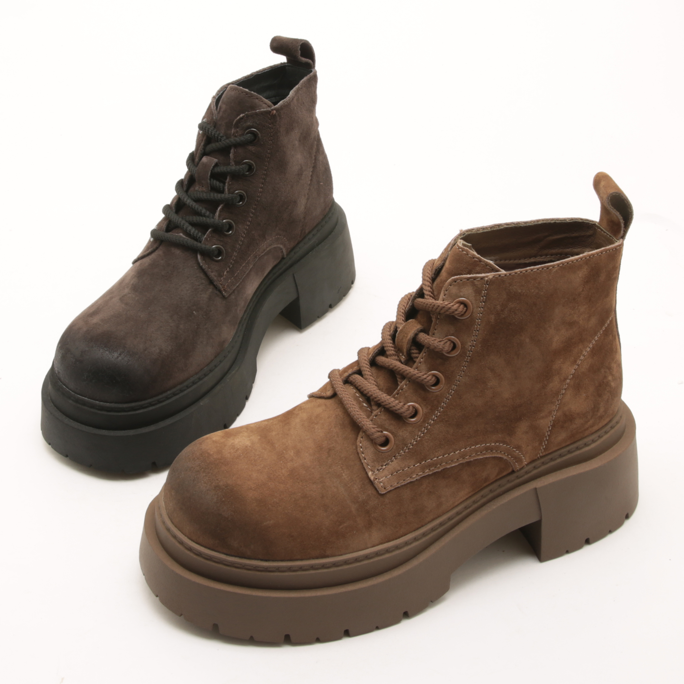 5248秋冬新款英伦风磨砂真皮粗跟马丁靴女系带厚底户外短靴