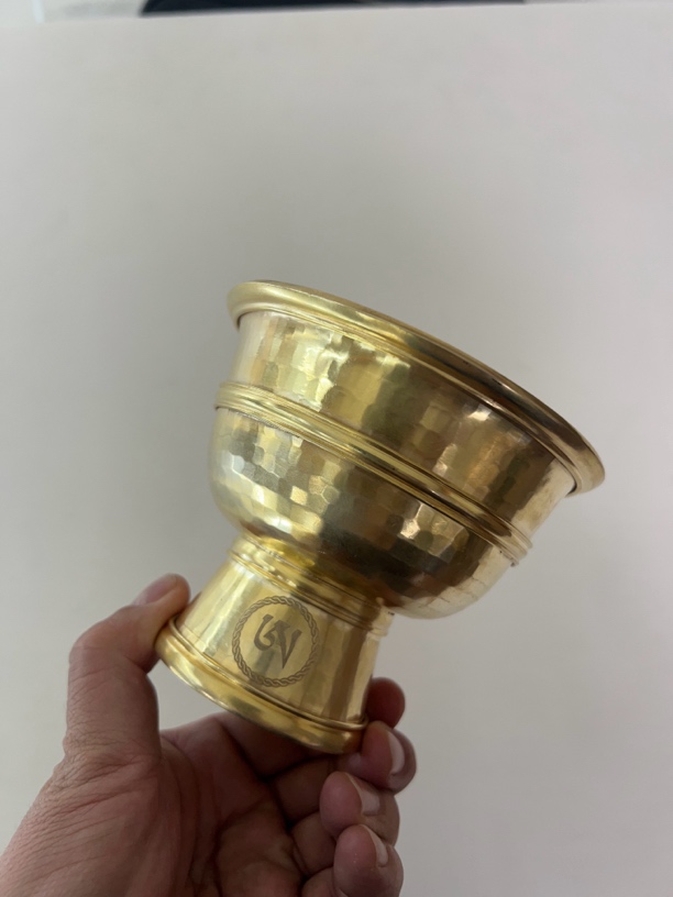 尼泊尔纯手工纯黄铜镀金新款酥油灯供品摆件 ，可以供两天两夜。