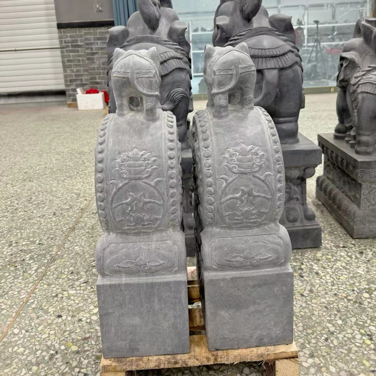 石雕门墩抱鼓石一对酒店庭院门口石墩装饰别墅仿古青石鼓家用门鼓