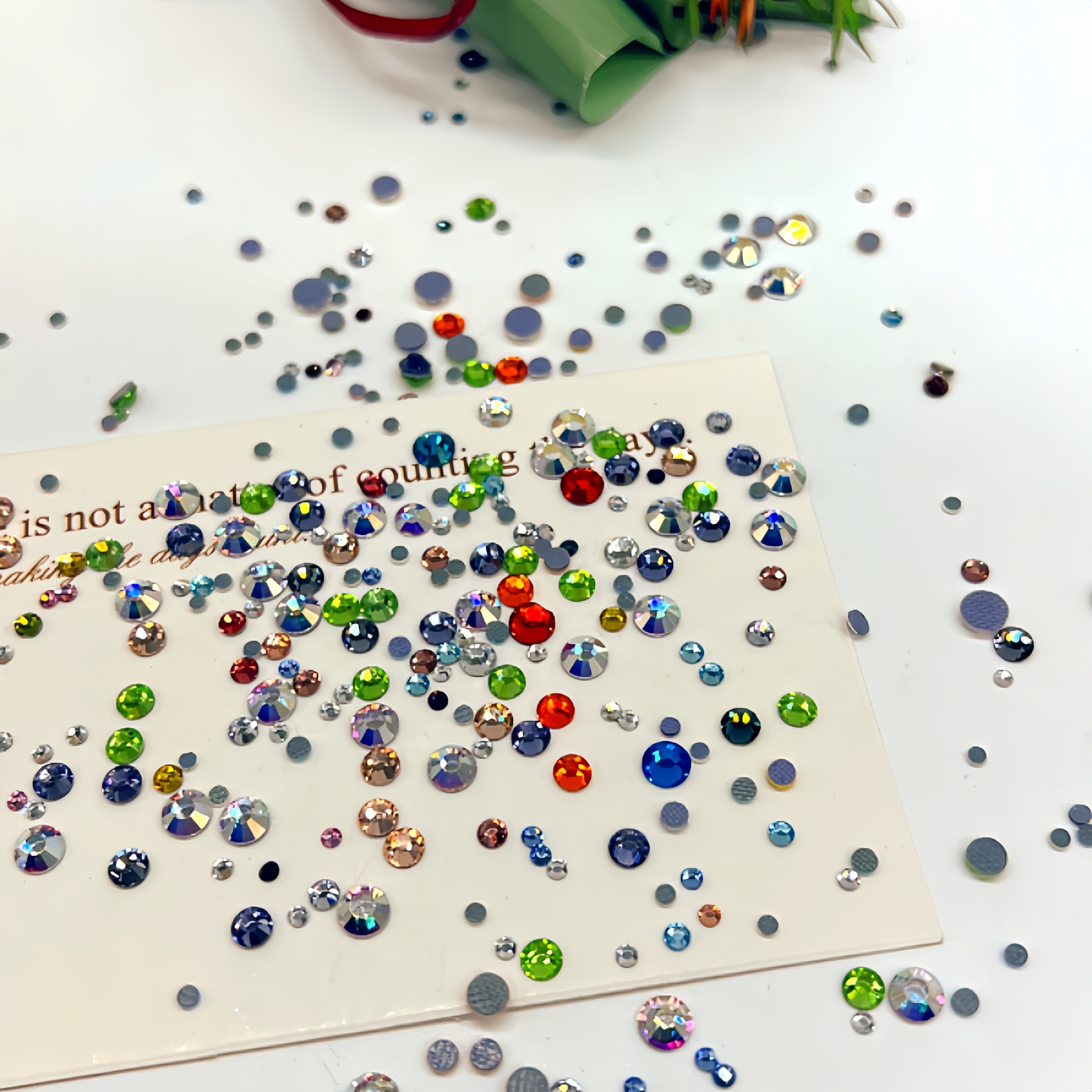 【云韵家】网格平底小圆钻大小混装 彩色 平底钻经典百搭超闪