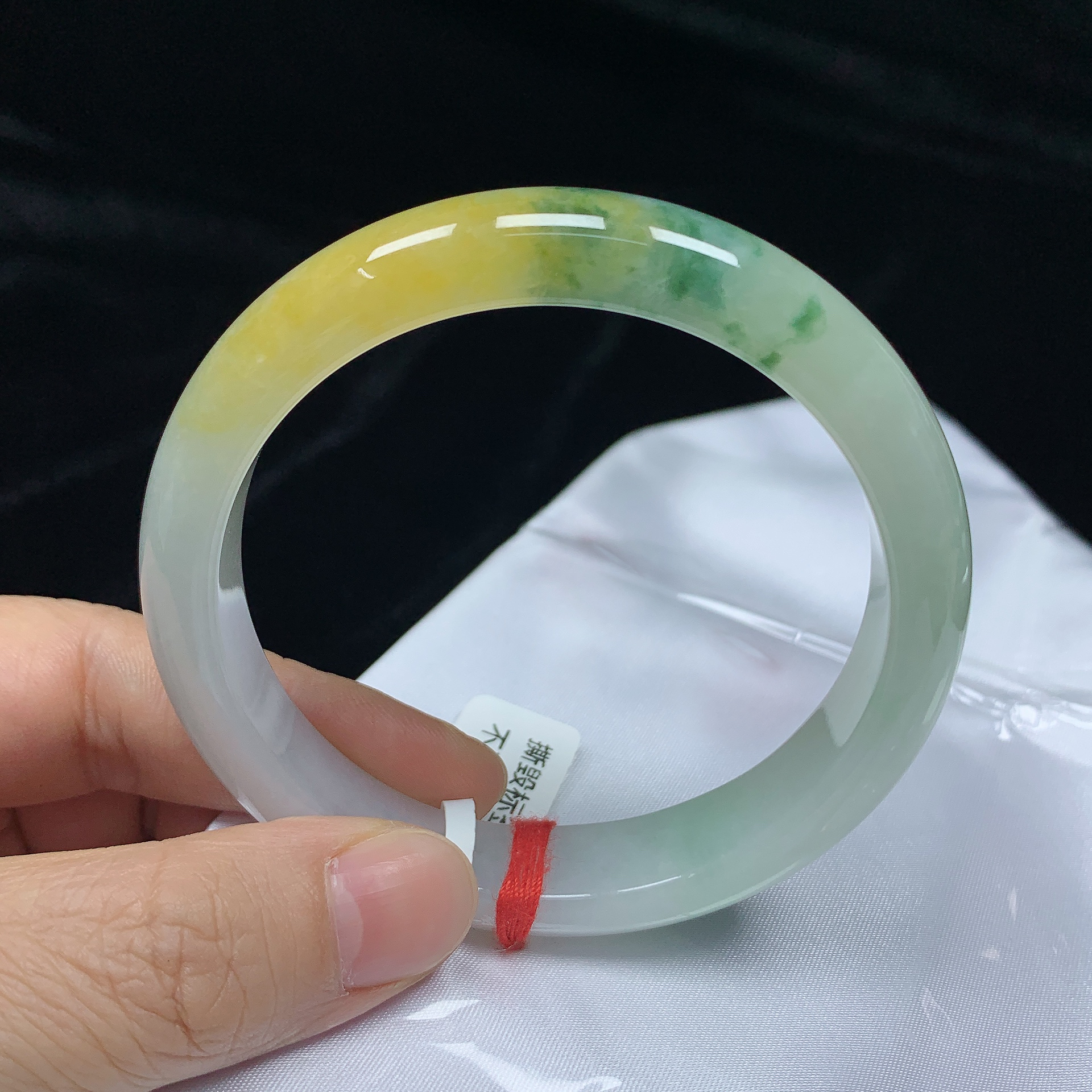 60圈冰黄飘花天然翡翠A货正圈手镯少女款时尚百搭平安玉镯有皮扣