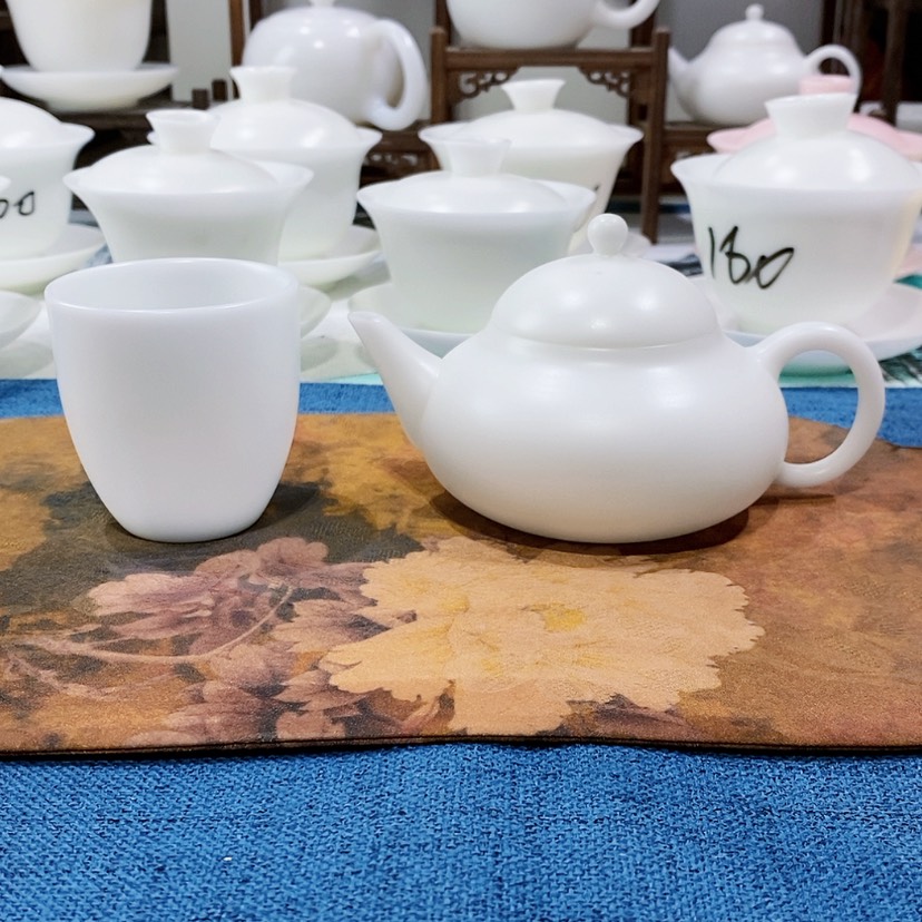 【闪购商品】冰种羊脂玉瓷