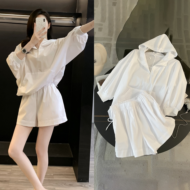 网红白色洋气连帽长袖上衣时尚休闲套装女夏季宽松减龄短裤防晒衫
