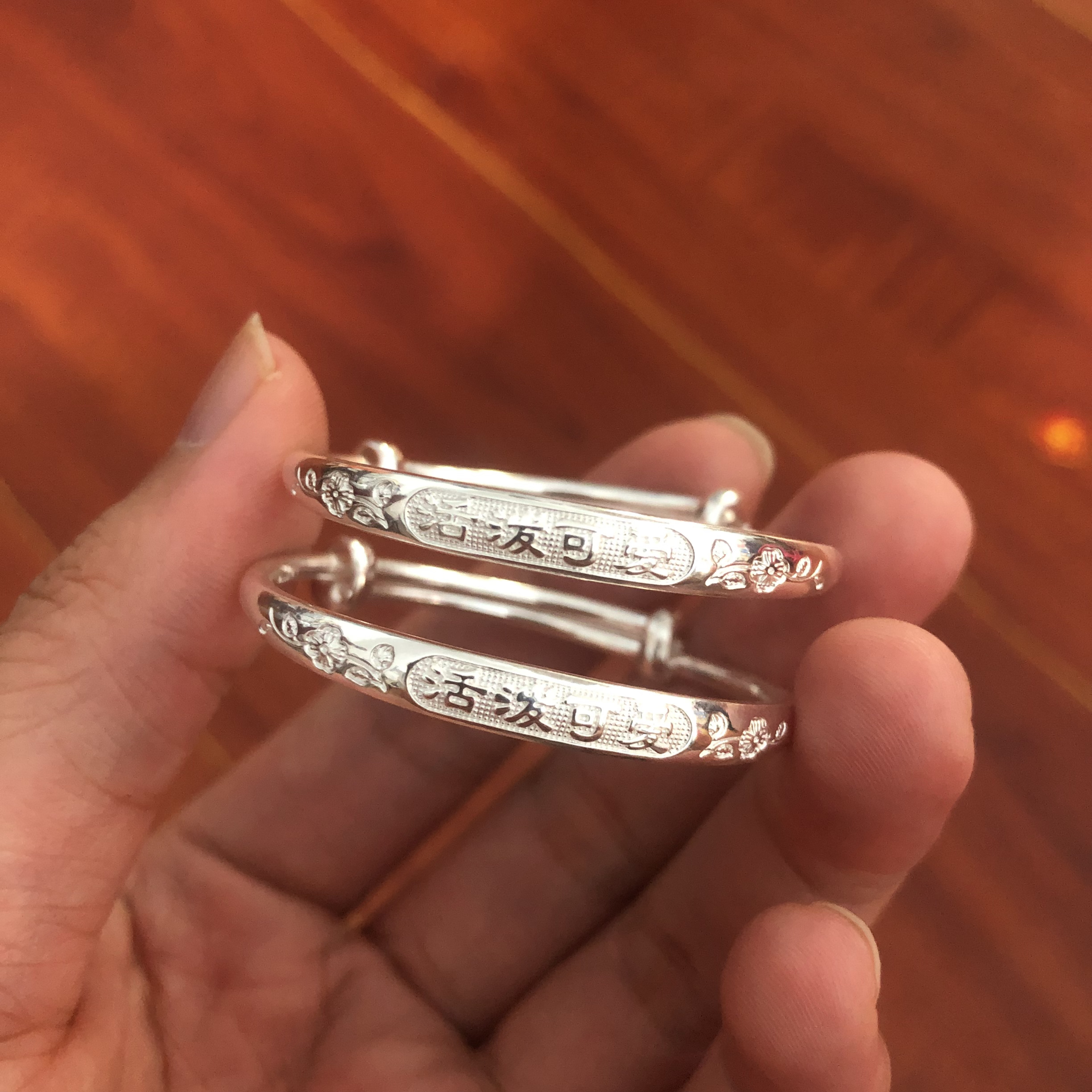 足银手镯 足银手镯【活泼可爱】足银999.9童镯 A148