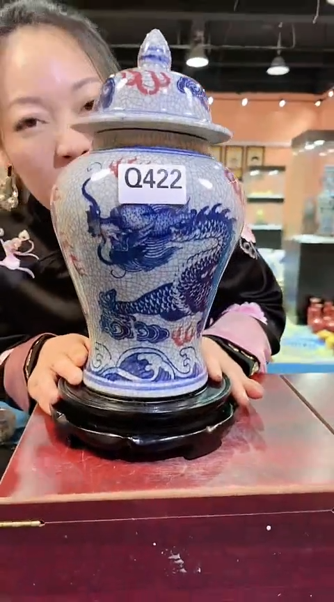 【闪购商品】陶瓷摆件Q422