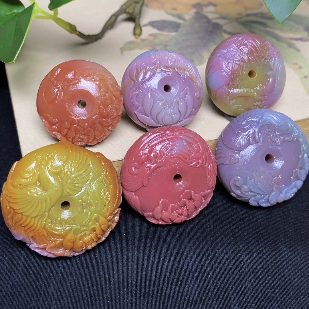 天然四川大凉山盐源玛瑙浓郁幻彩苏工雕刻平安扣锁骨吊坠手绳