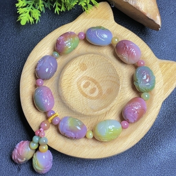 天然七彩盐源玛瑙手链炫彩招财山水雕刻手串手链单圈配件时尚女款