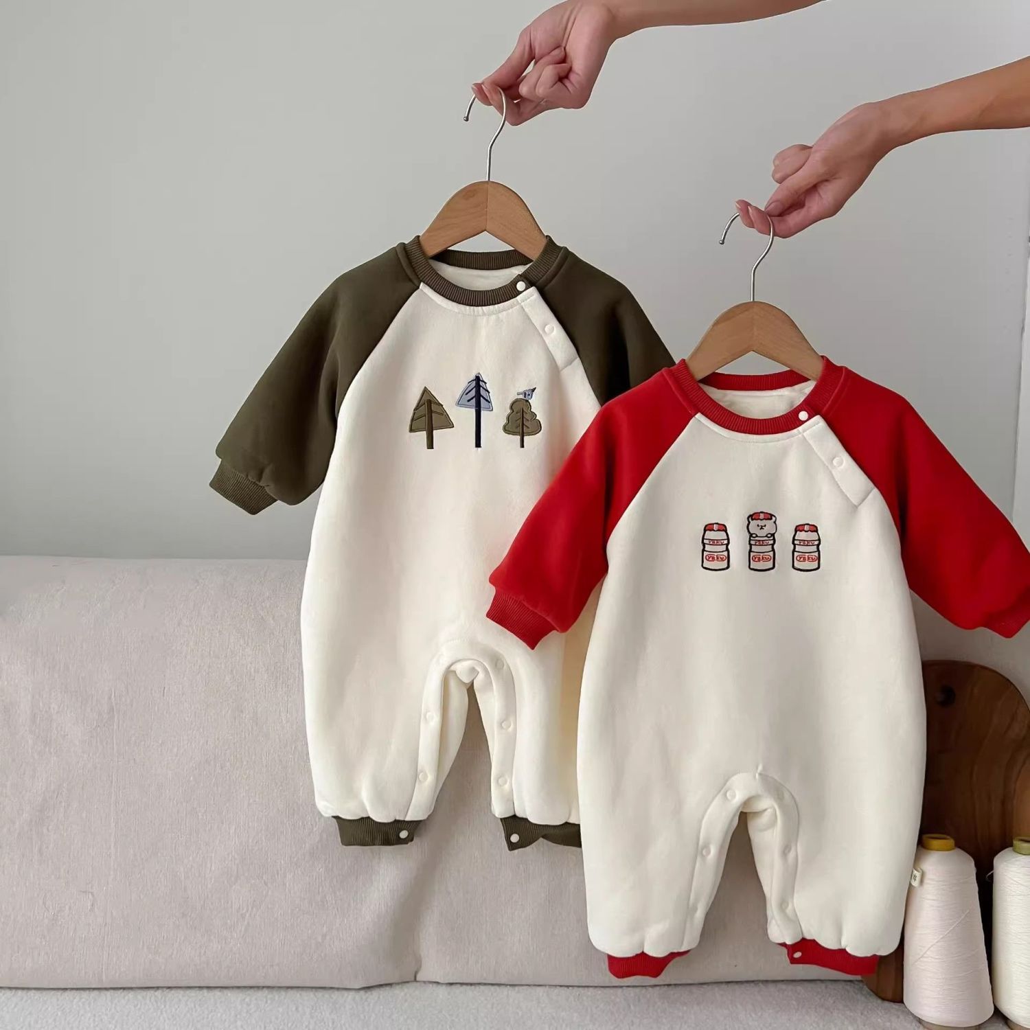 2023新款秋冬季加厚双层保暖婴儿连体衣服男女宝宝夹棉无骨爬爬服
