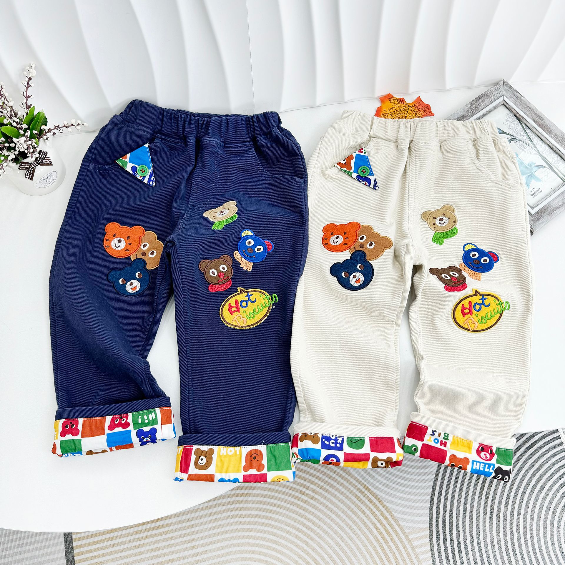 24春秋新日系男童休闲裤柔软舒适卡通刺绣宝宝梭织卷边长裤子5029