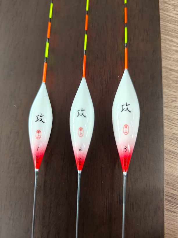 甲上攻渔S04羽毛枣核漂工程鲫小混养竞技浮漂黑坑掐鱼休闲野钓标