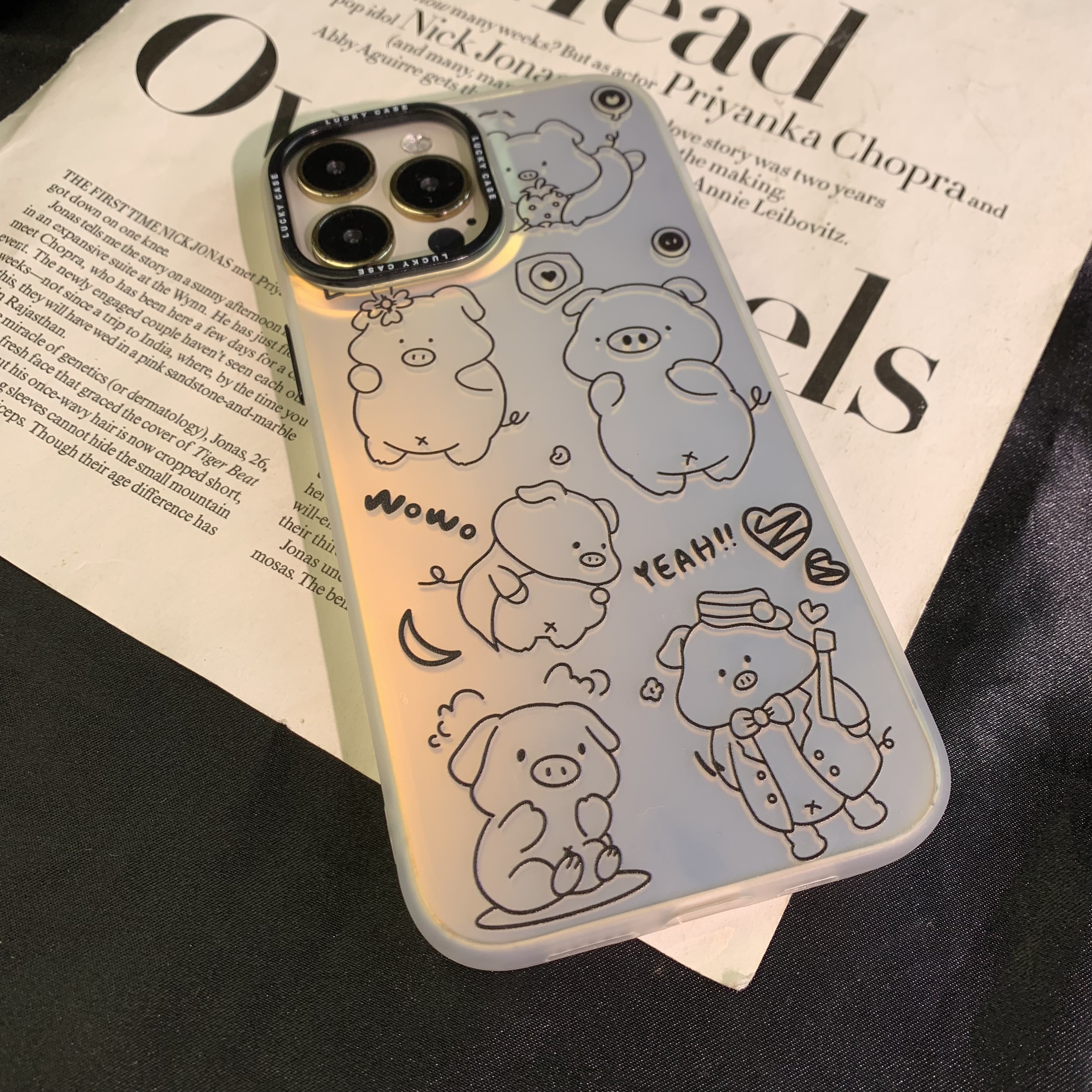 适用苹果15华为荣耀oppo大头小猪简约创意情侣个性镭射IMD手机壳