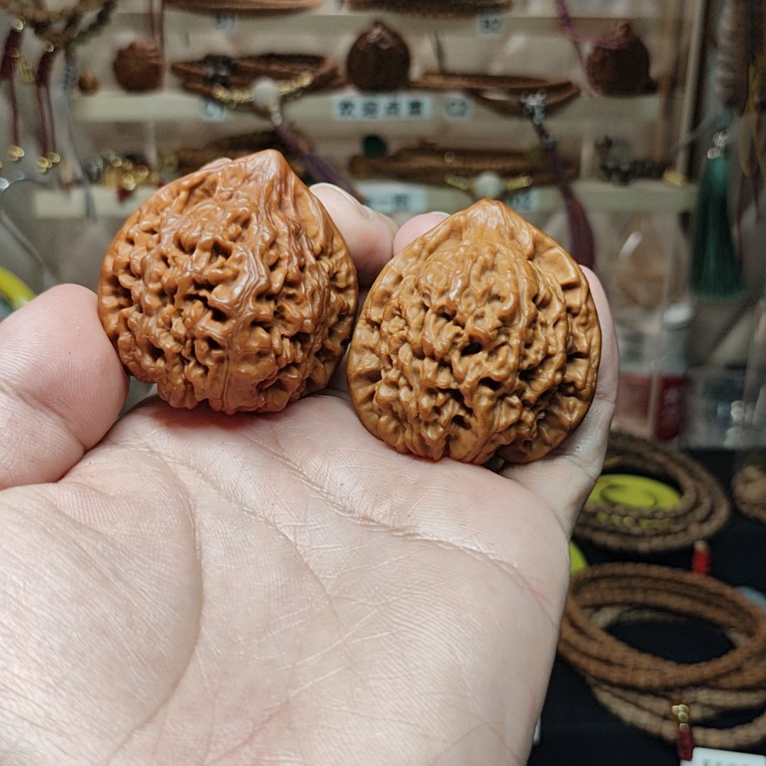 【闪购商品】柏香籽/百香籽吊坠K****L