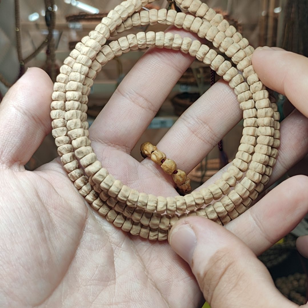 【闪购商品】柏香籽/百香籽吊坠射***?