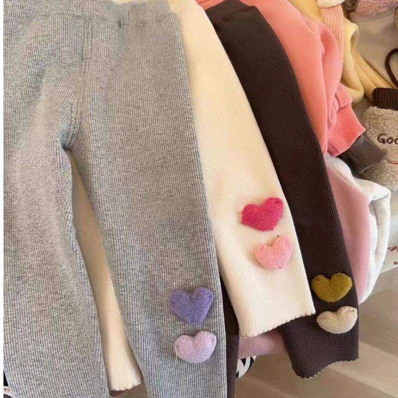 2023秋冬新款女童加绒打底裤韩版童装宝宝洋气立体爱心一体绒裤子