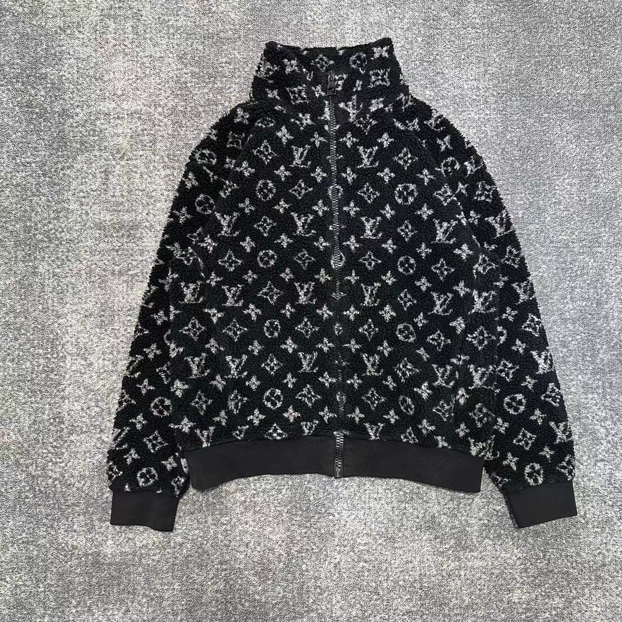 98新/louis vuitton lv 黑色满印老花泰迪夹克/M码
