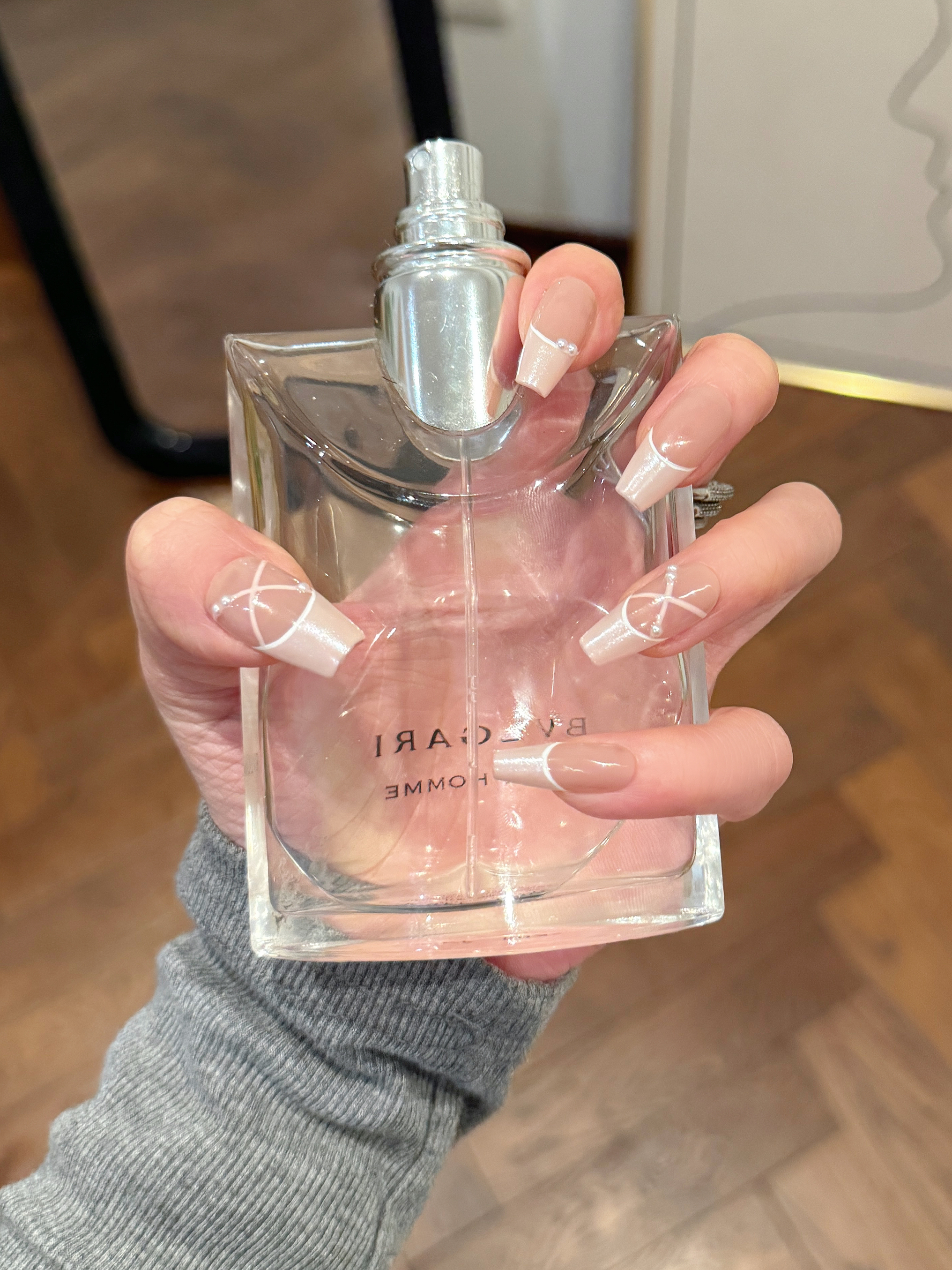 8100简约芭蕾温柔纯欲风高级纯手工穿戴甲美甲中梯可重复佩戴美甲