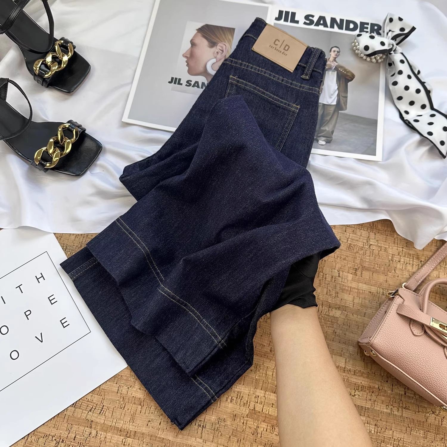 春秋新款高腰复古时尚气质宽松显瘦百搭休闲垂感直筒阔腿牛仔裤女