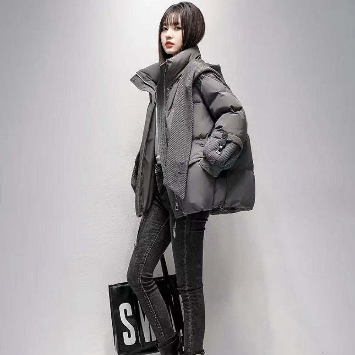 波司澄白鸭绒女2023冬季新短款小个子款学生外套户外羽绒服加厚连