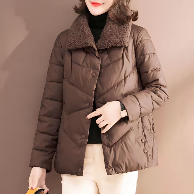 波司澄2023白鸭绒羽绒服新款冬季轻薄时尚羊羔毛中年女士短款外套