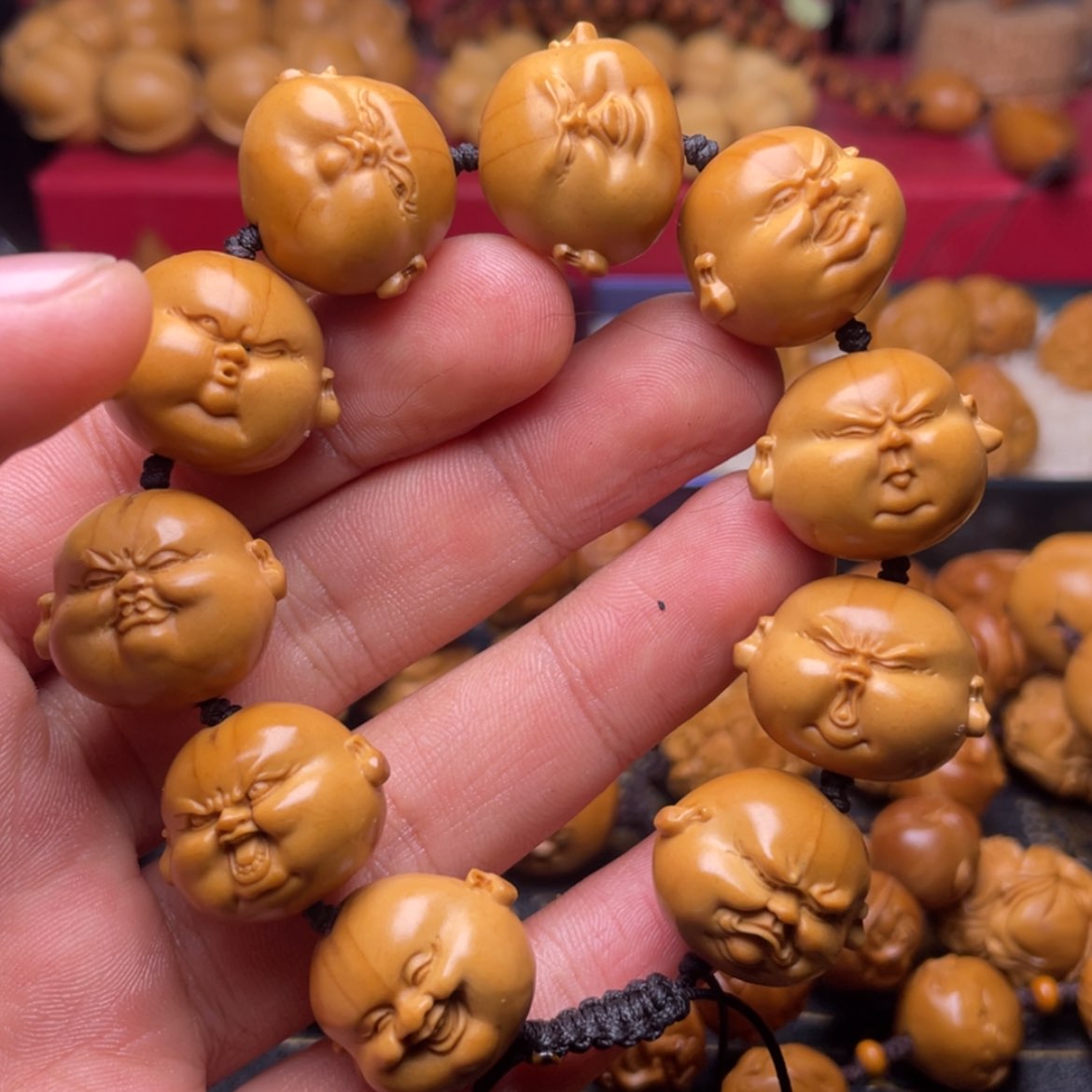 【闪购商品】橄榄核雕天****蟆