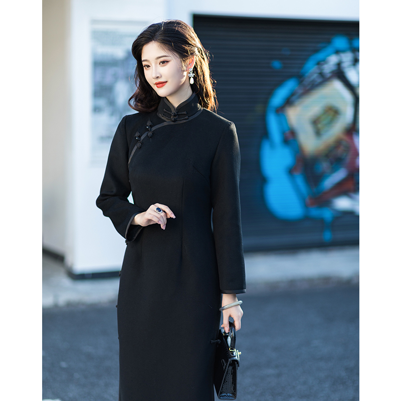 三重门清秋*秋冬新款羊毛呢旗袍黑色修身复古民国风中长款日常女
