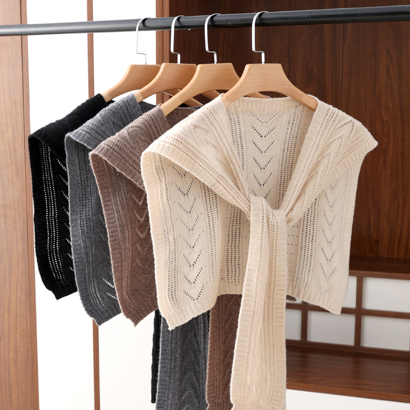 太好搭了!纯羊绒披肩女2024新款提花围巾针织保暖护肩原创新款