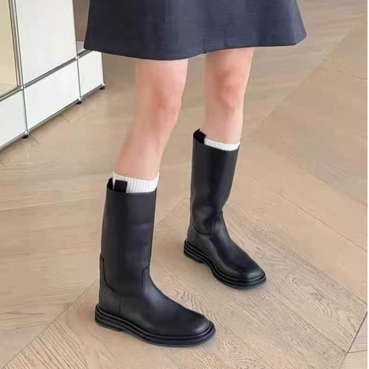 诗歌兰真皮套筒女靴2024秋冬新款法式复古高筒靴女欧美时尚机车靴