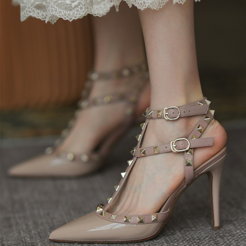 两带超高跟鞋细跟绑带搭扣真皮凉鞋女鞋春夏高能感铆钉尖头高跟鞋