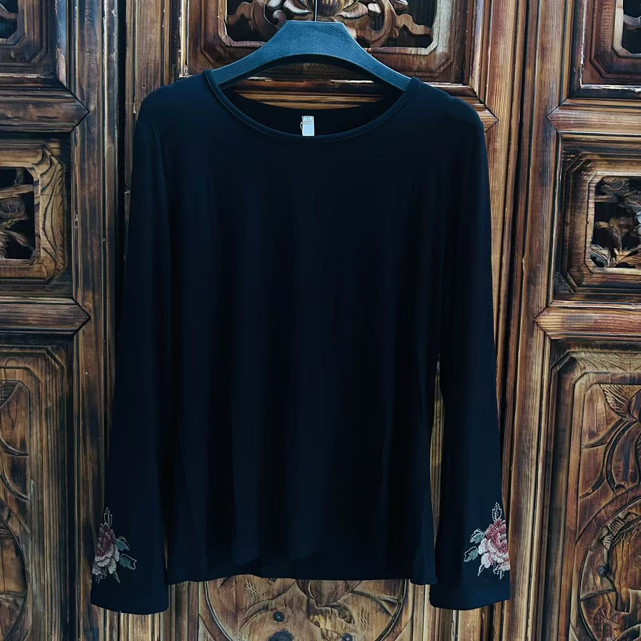 四两民族风打底衫