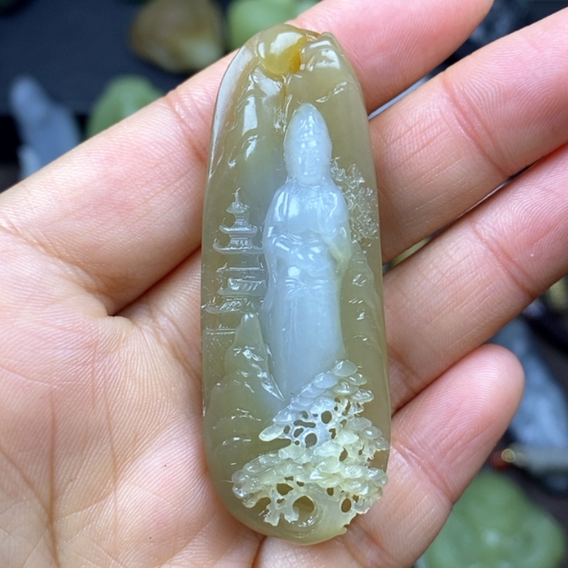 【闪购商品】和田玉（糖玉）颈饰未镶嵌懂*