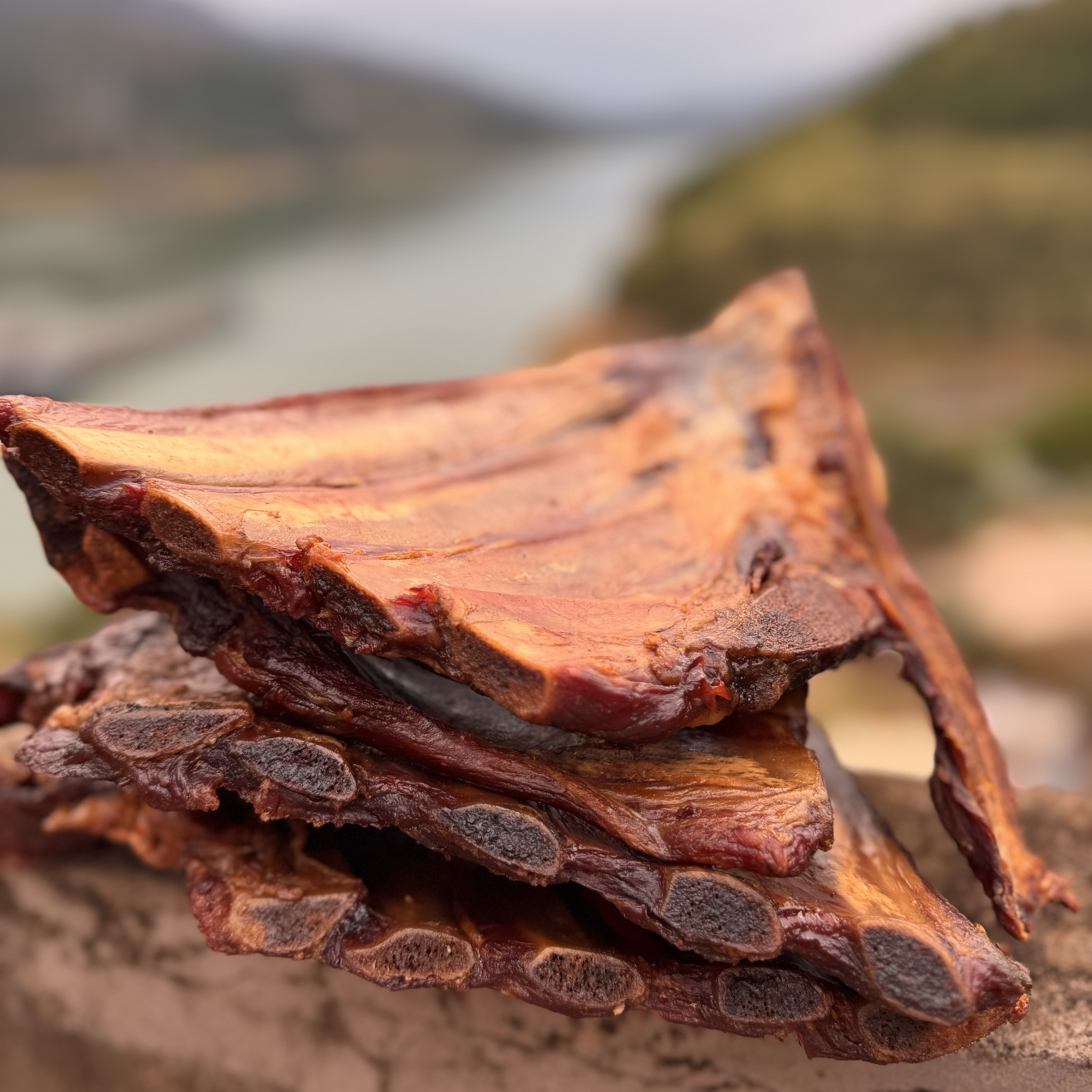 【排骨边角料福利】烟熏腊排骨 肉多骨头少 买2斤送半斤  送萝卜干