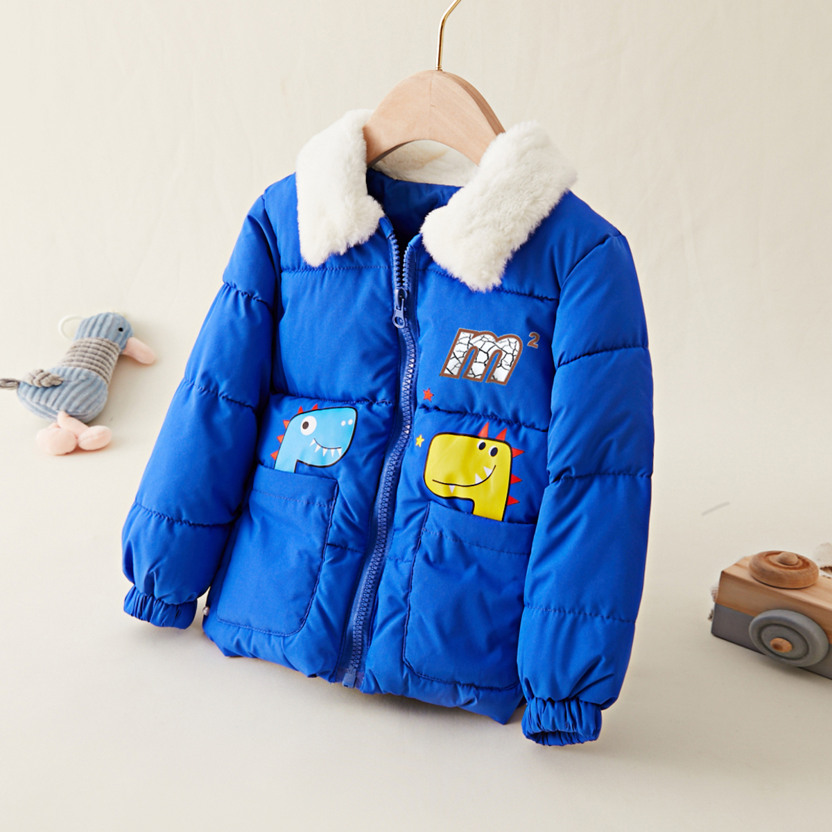 断码清仓男女童翻领棉服建议拍大一码清W124902