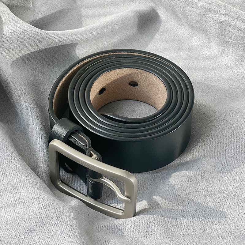 新款男裤穿搭皮带男士针扣腰带青年时尚休闲简约百搭韩版潮流带扣