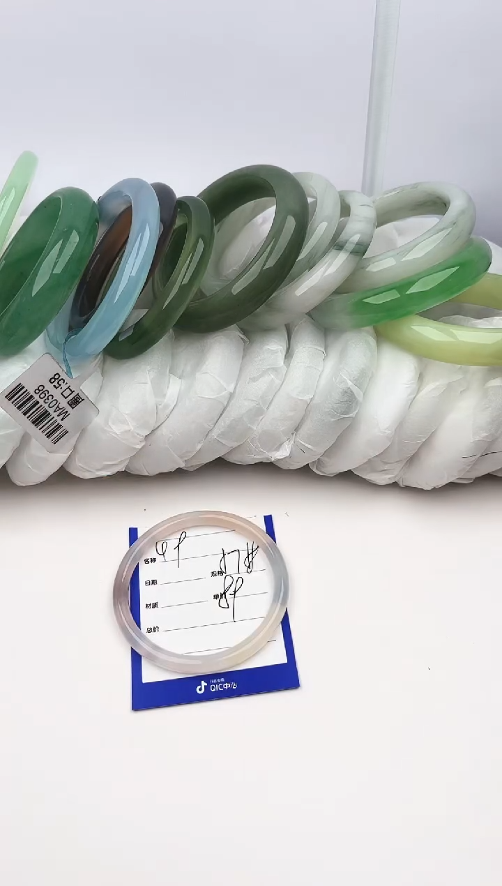 【闪购商品】岫玉手镯未镶嵌49