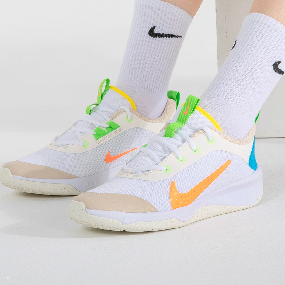 NIKE耐克篮球鞋女2023秋季新款低帮透气减震实战运动鞋FN8906-181