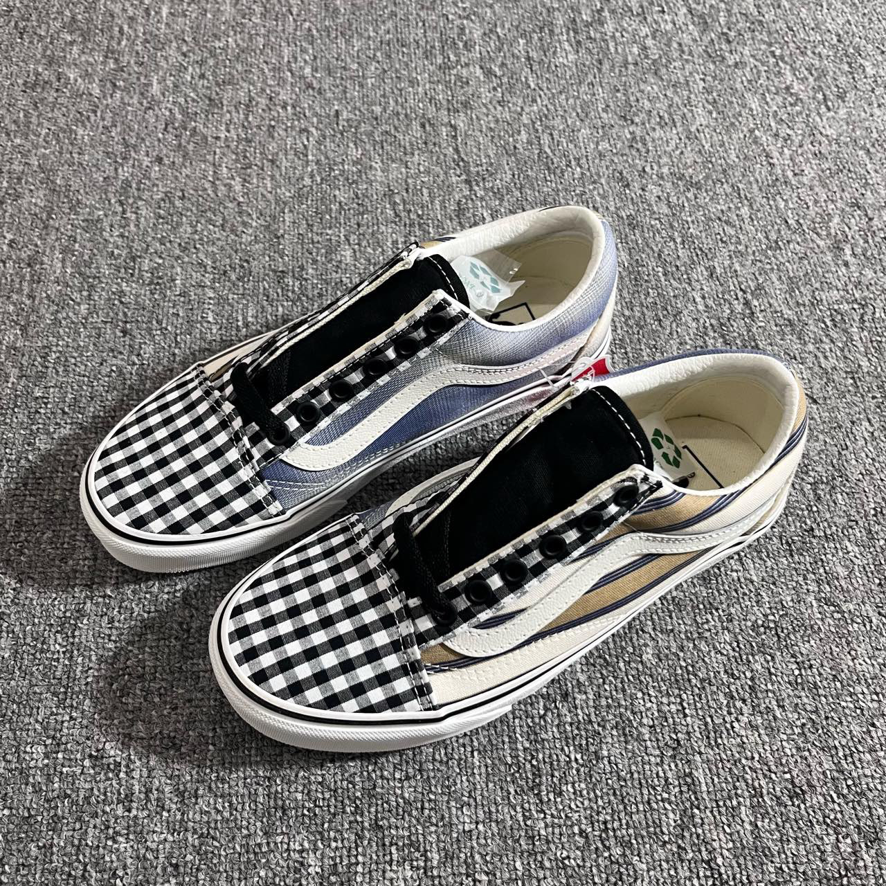 99新 VANS Vans OS 学院风棋盘格 低帮板鞋 配盒 WKT40F