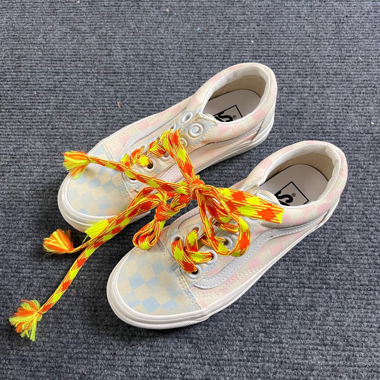 99新 VANS Vans OS 粉蓝棋盘格 低帮板鞋 配盒 4F3B37