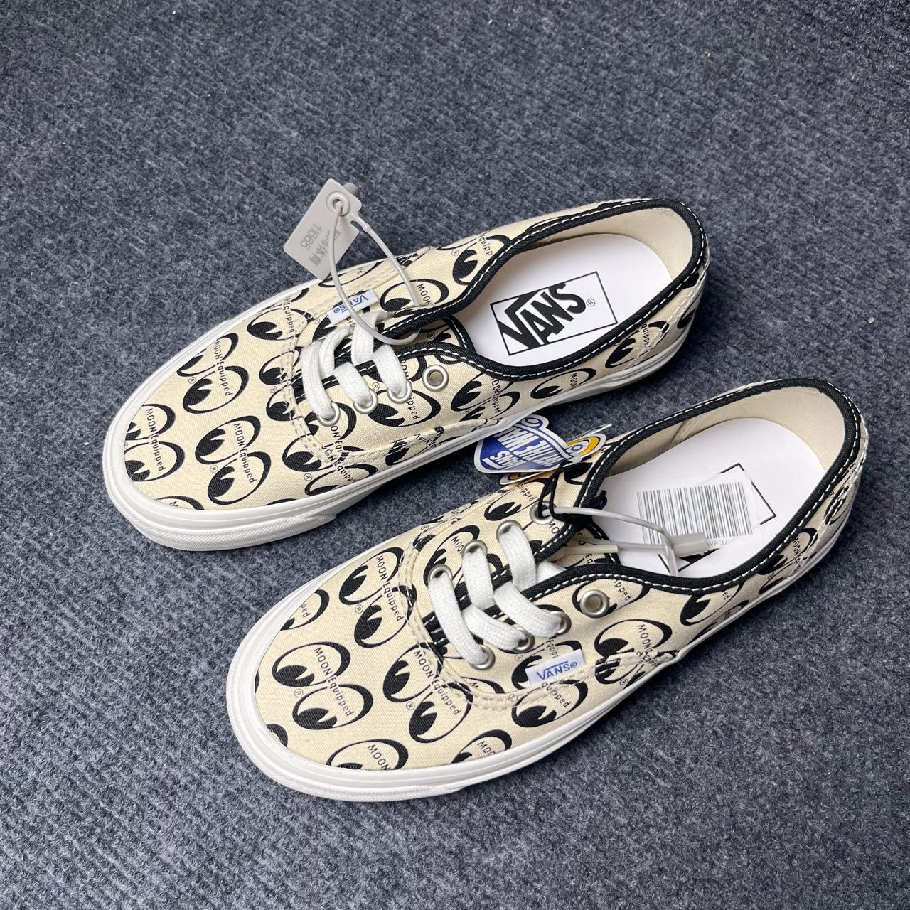 99新 VANS Vans aut 印花图案 低帮板鞋 配盒 KX4AVP