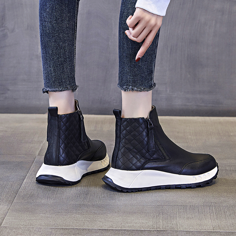 （35码特价）短靴子女2025爆款洋气秋冬季真皮平底百搭休闲雪地靴