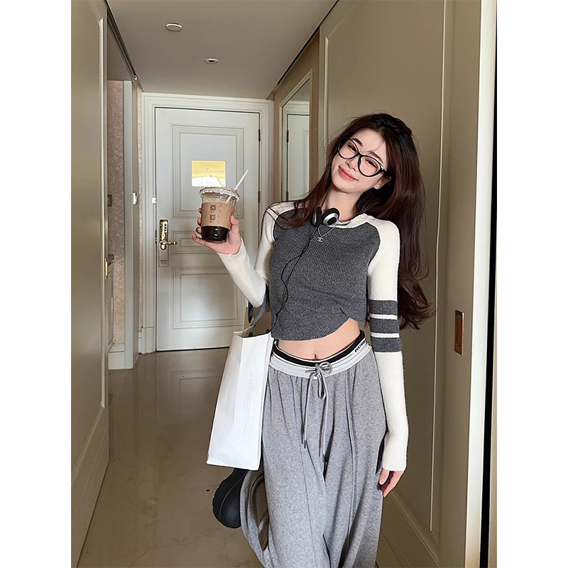 2024秋冬新款撞色圆领短款毛衣女时尚高腰小众设计感阔腿裤两件套