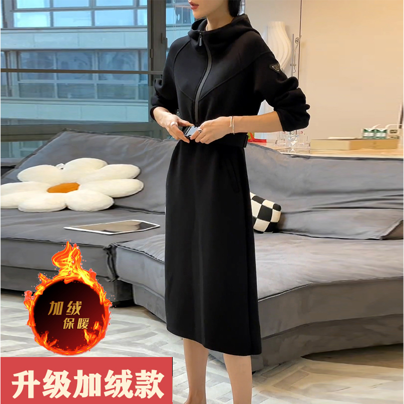 加绒加厚修身显瘦连帽卫衣裙秋冬新款高级感气质休闲连衣裙送腰带