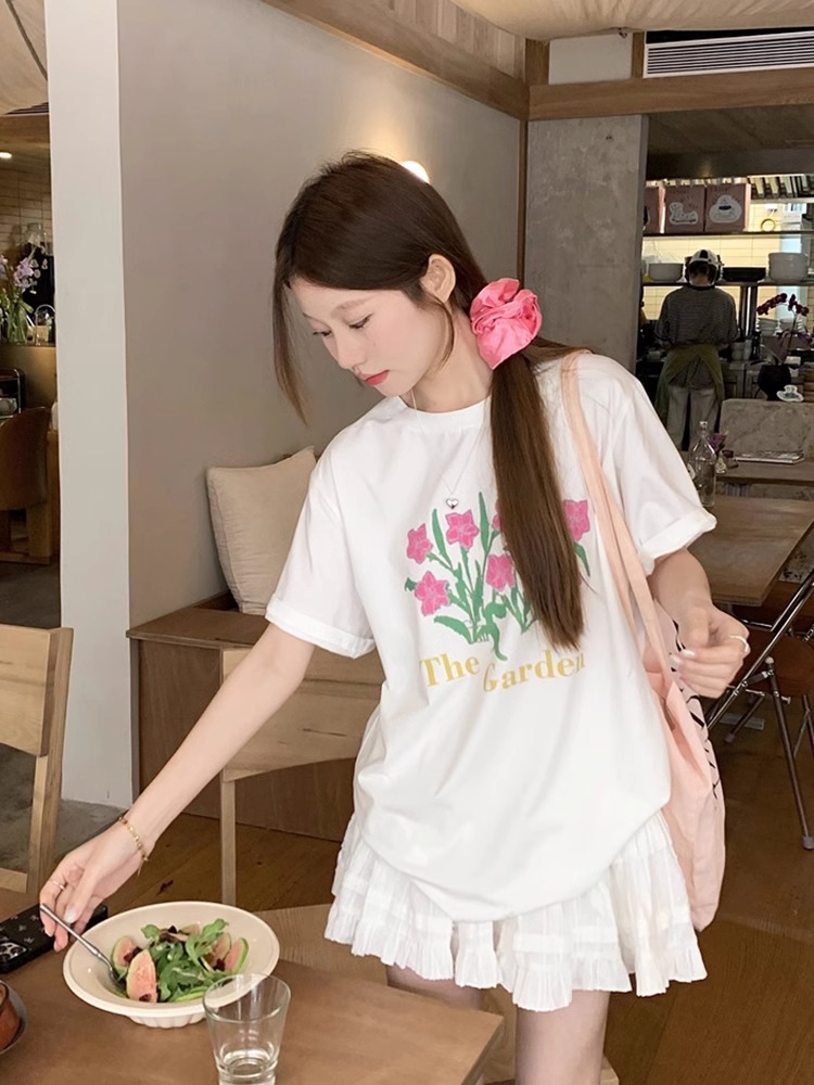 复古花朵印花白色短袖T恤女夏季新款圆领宽松显瘦设计感小众上衣